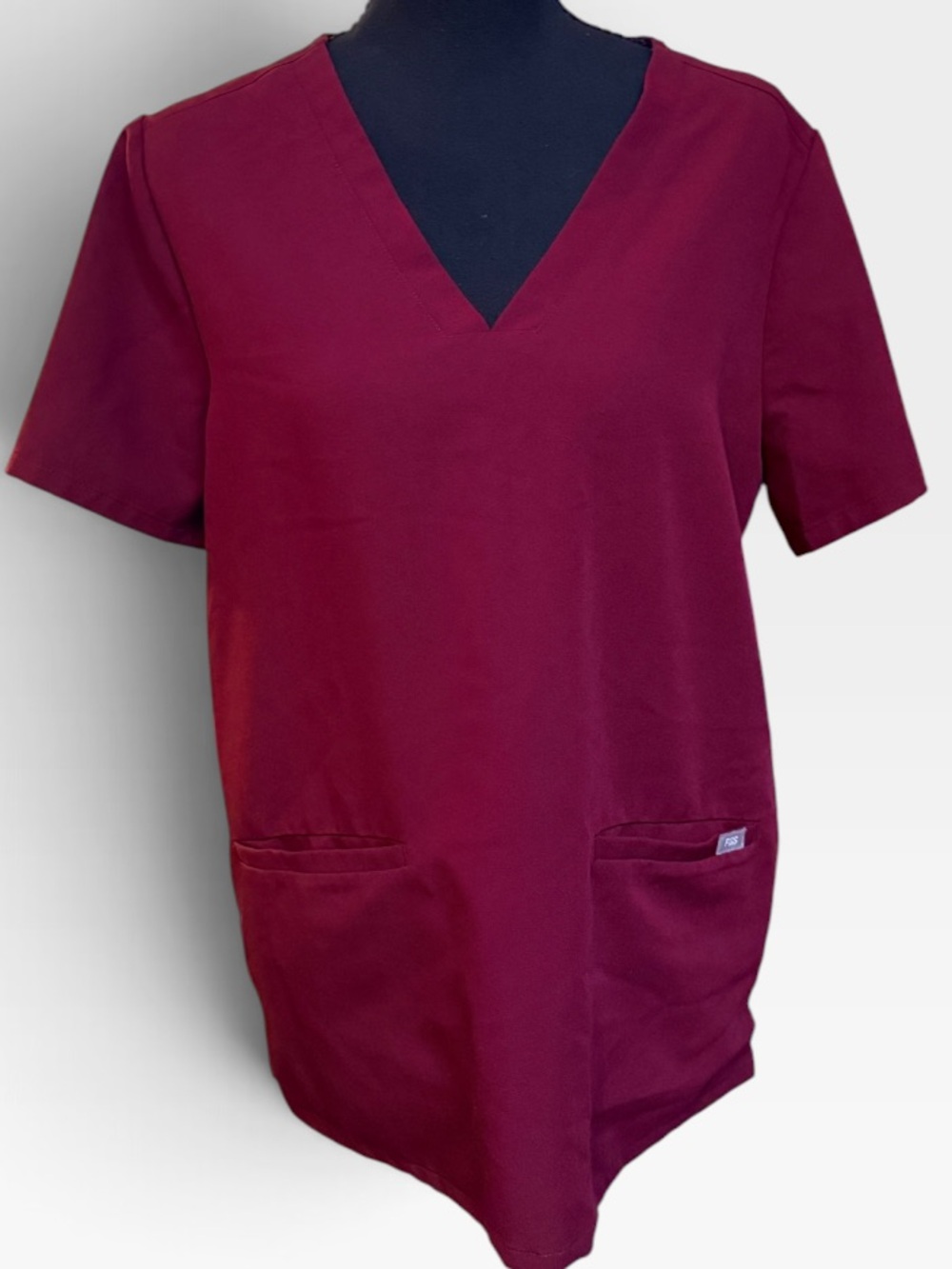 FIGS Women's Technical Collection Scrub Top in Burgundy Sz M